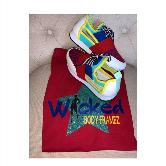 Tops - Wicked Body Framez Multi Color T-shirt